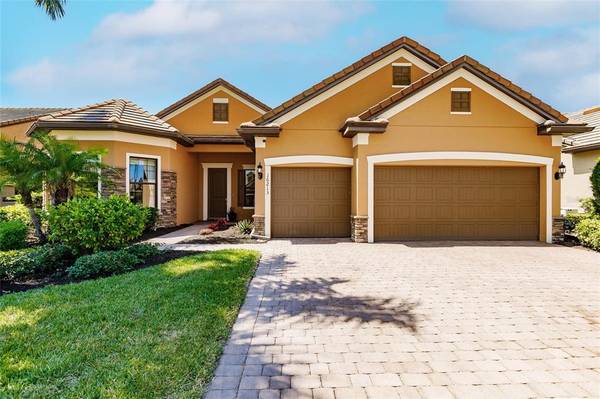 16213 CAMDEN LAKES CIR, Naples, FL 34110