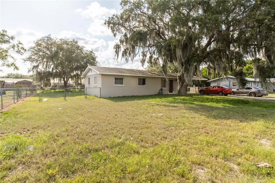 1005 SPIRIT LAKE RD, Winter Haven, FL 33880