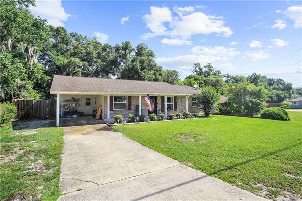 311 BROOKLYN AVE, Orange City, FL 32763