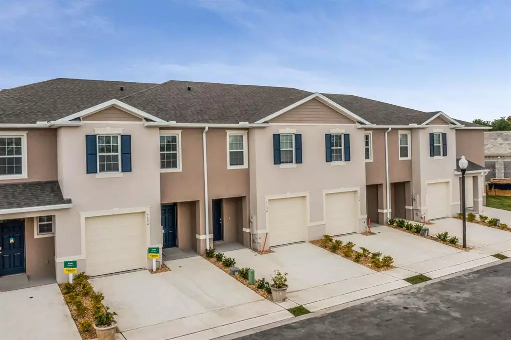 Davenport, FL 33837,1232 YELLOW FINCH DR
