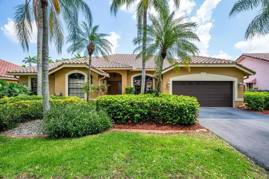 10541 NW 18TH DR, Plantation, FL 33322