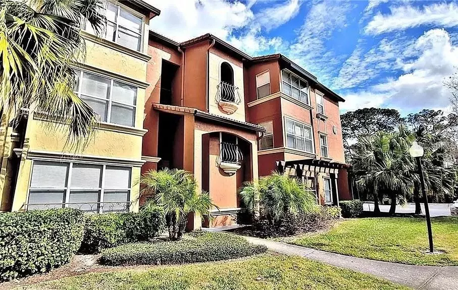 Orlando, FL 32811,5156 CONROY RD #1138