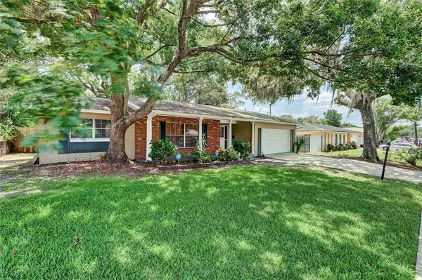 Orlando, FL 32808,6190 SHADOW WOOD CT