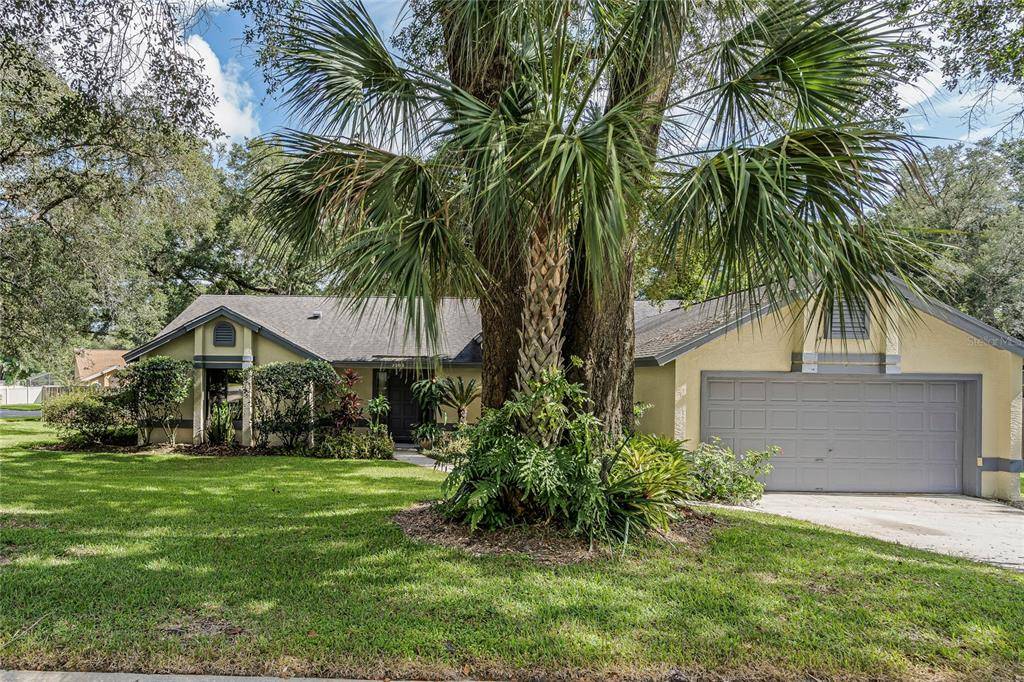2203 MAJESTIC WOODS BLVD, Apopka, FL 32712