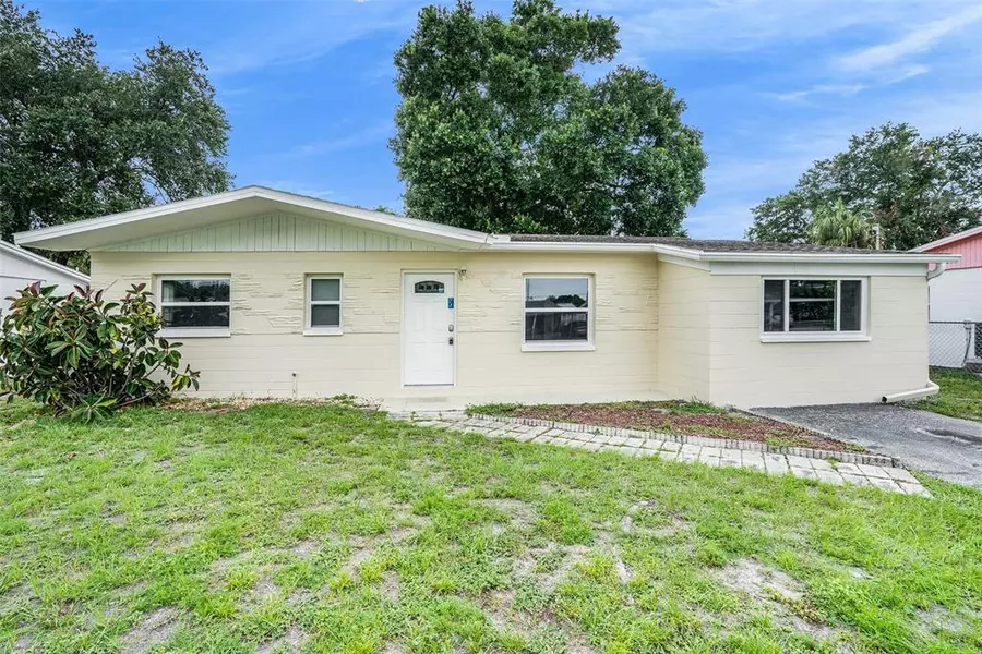 4522 EDEN ROCK RD, Tampa, FL 33634