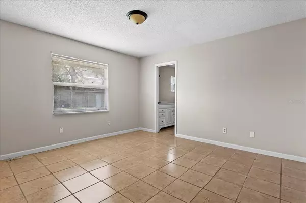 Kissimmee, FL 34743,23 LAGO MESA WAY #23