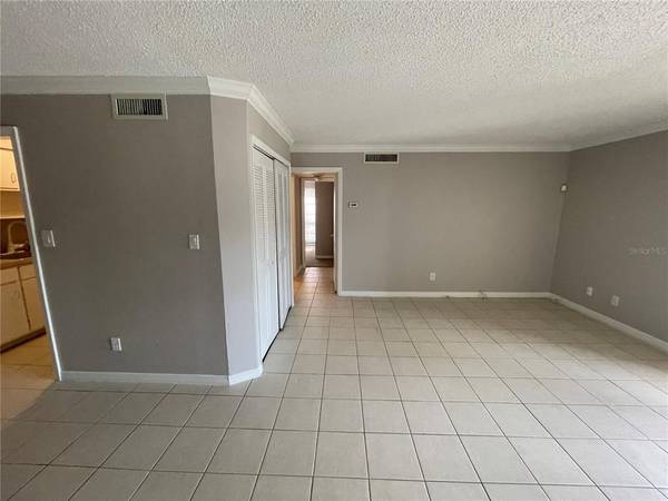 305 WYMORE RD #208, Altamonte Springs, FL 32714