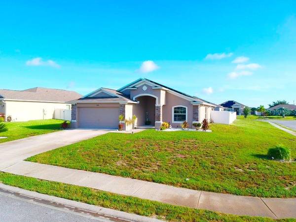 2628 SUNSET CIR,  Lake Wales,  FL 33898