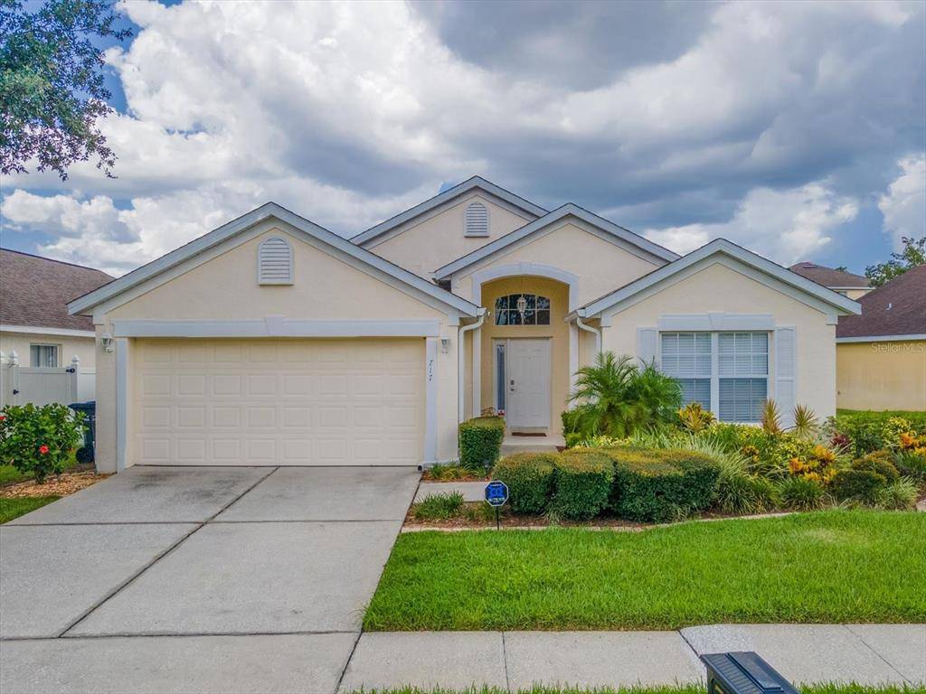 717 OXFORD DR, Davenport, FL 33897