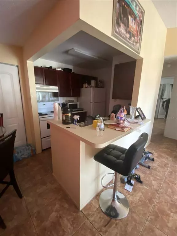 Kissimmee, FL 34741,3840 BOWLINE CIR #201