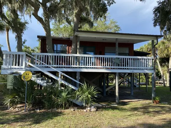 1141 PALMETTO DR, Cedar Key, FL 32625