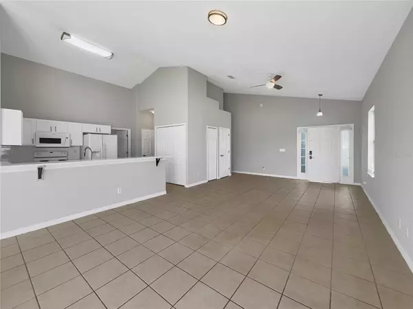 Davenport, FL 33897,422 CORVINA DR