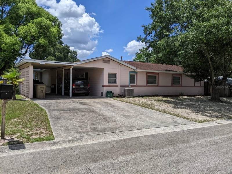 6128 E 111TH AVE, Temple Terrace, FL 33617