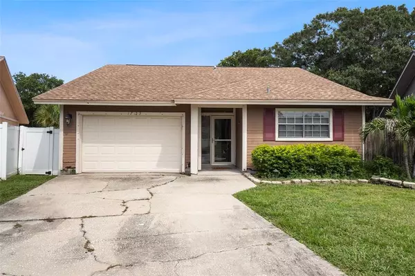 1723 WHISPERING DR E, Largo, FL 33771