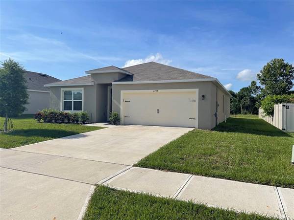 2708 GRAND CENTRAL AVE, Tavares, FL 32778