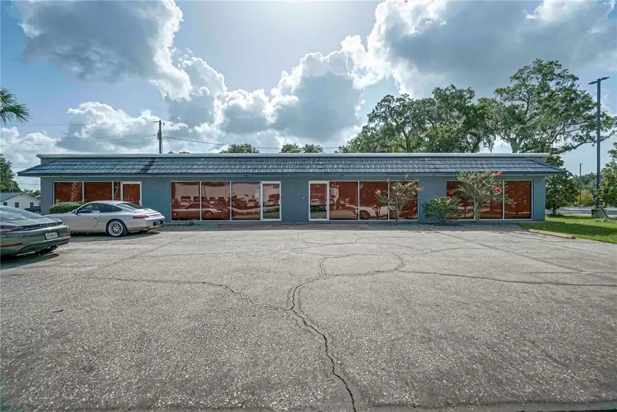 230 S LAKE PARKER AVE, Lakeland, FL 33801