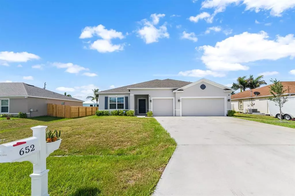 Port Saint Lucie, FL 34953,652 SW SARDINIA AVE