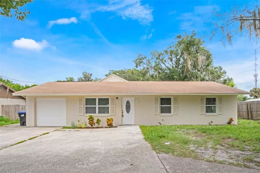 313 W 5TH ST, Apopka, FL 32703