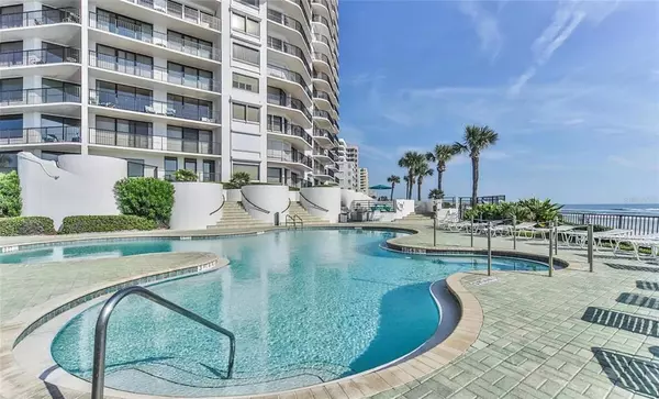 Daytona Beach Shores, FL 32118,3757 S ATLANTIC AVE #303