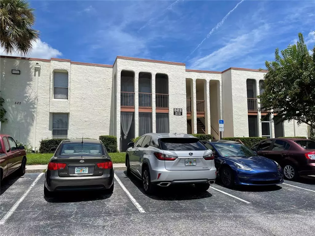 Altamonte Springs, FL 32701,522 ORANGE DR #30