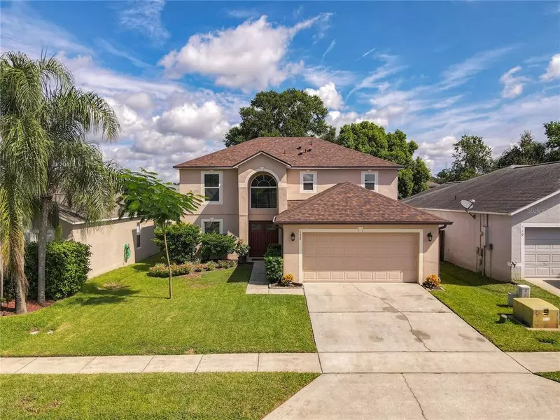 122 CARMEL BAY DR, Sanford, FL 32771