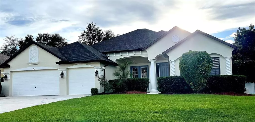 945 COUNTRY CHARM CIR, Oviedo, FL 32765