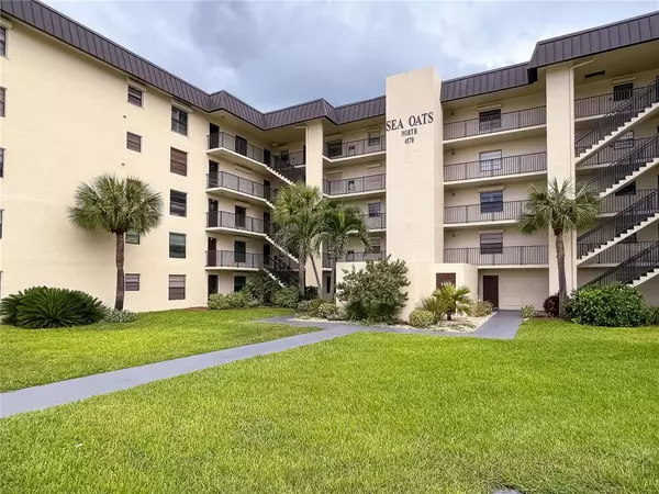 Cocoa Beach, FL 32931,4570 OCEAN BEACH BLVD #102