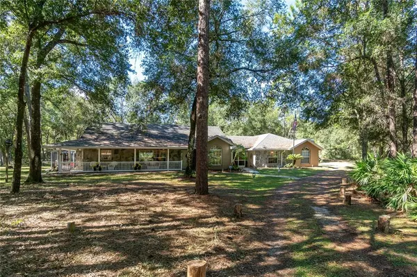 1045 GRAND AVE, Orange City, FL 32763