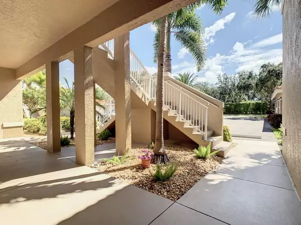 Naples, FL 34119,6870 HUNTINGTON LAKES CIR #101