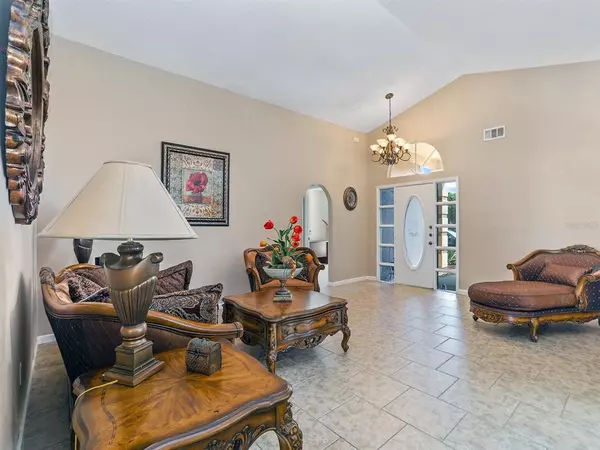 Oviedo, FL 32765,1050 KELLY CREEK CIR