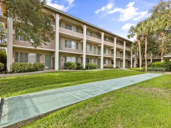 Altamonte Springs, FL 32701,122 WATER FRONT WAY #260