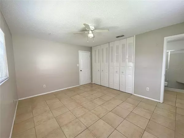 Orlando, FL 32825,529 PIGEON CIR