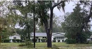 Deland, FL 32720,725 W VOORHIS AVE