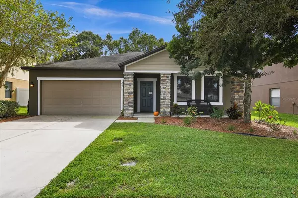 2572 VINEYARD CIR, Sanford, FL 32771