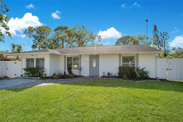 4704 SELMA ST, Sarasota, FL 34232