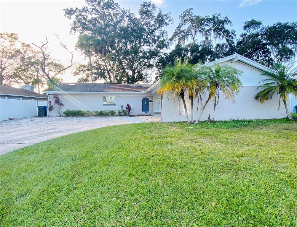 7104 HALIFAX CT, Tampa, FL 33615