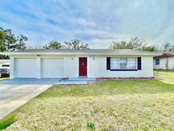5832 HOLMES DR,  Orlando,  FL 32808