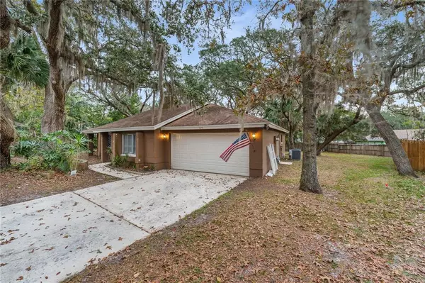 Sanford, FL 32773,104 WHISPERING PINES CT