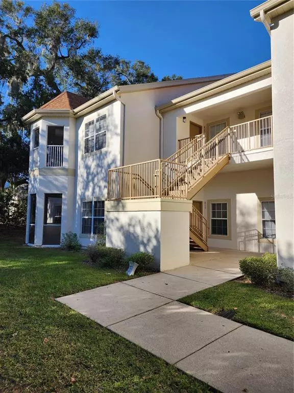 970 N SPRING GARDEN AVE #413, Deland, FL 32720