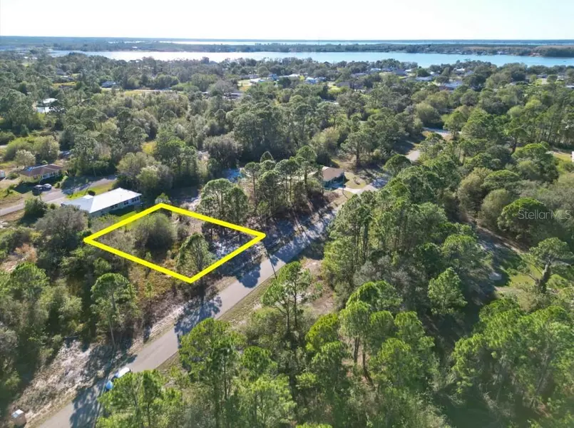 245 JOPPA AVE, Lake Placid, FL 33852