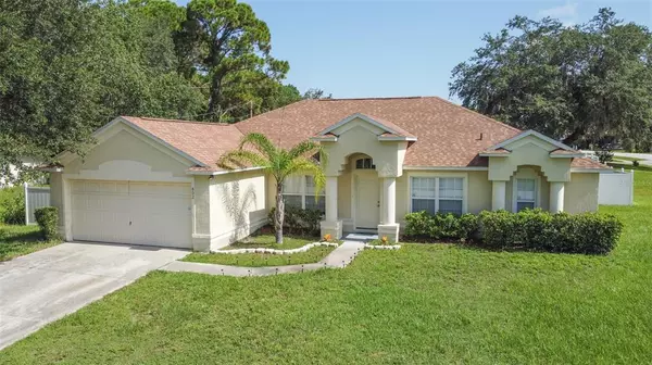 802 E FAIRBAIRN DR, Deltona, FL 32725