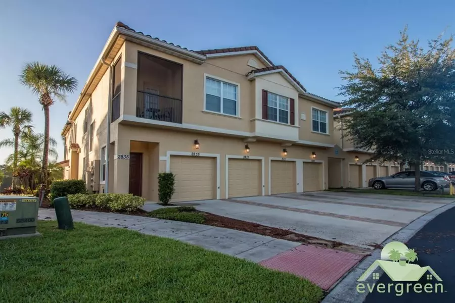 2835 OAKWATER DR #2835, Kissimmee, FL 34747