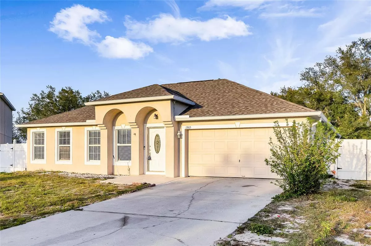 Poinciana, FL 34759,1905 LAKEVIEW LN