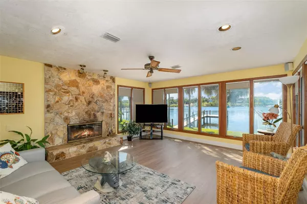 Palm Bay, FL 32905,1466 HERNDON CIR NE