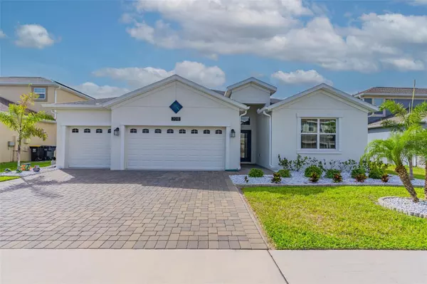 2018 CAMDEN LOOP DR,  Davenport,  FL 33837