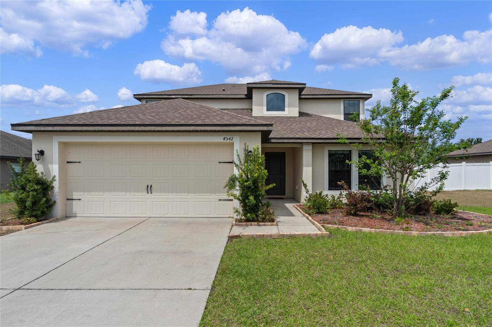 4542 BARBUDA DR, Tavares, FL 32778