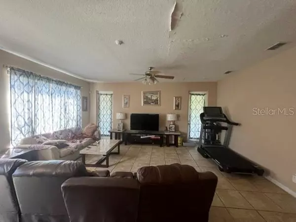 Kissimmee, FL 34746,2818 EAGLE EYE CT