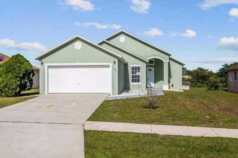 1205 E GROVE AVE, Lake Wales, FL 33853