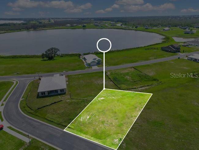 513 BLUE FLAG DR, Auburndale, FL 33823