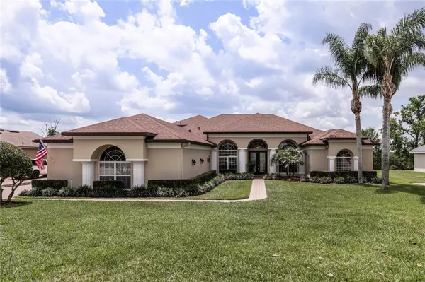 16448 MAGNOLIA BLUFF DR, Montverde, FL 34756